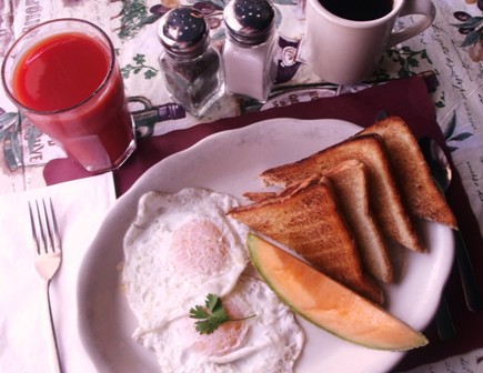 Eggs for breakfast at Mama Leone's